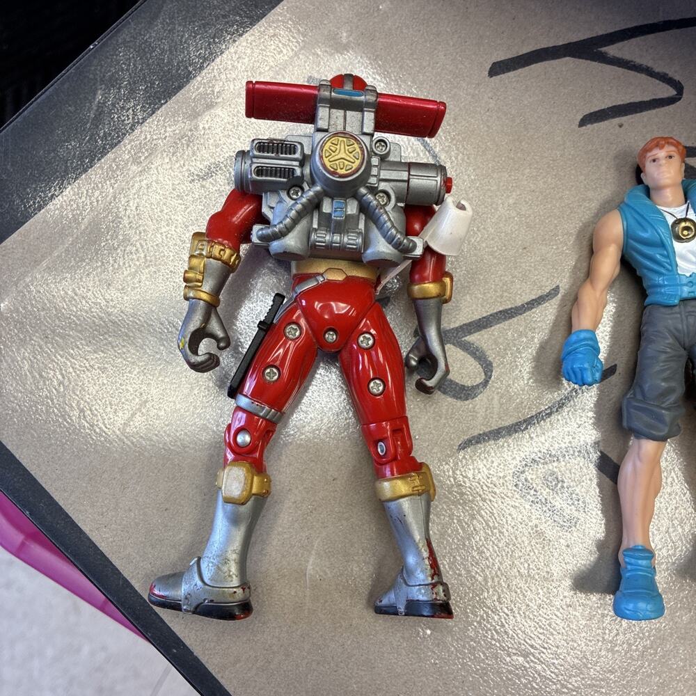 Vintage 2001 Power Rangers Wild Force Savage Cycle Red Ranger RDM0042 - Picture 2 of 2